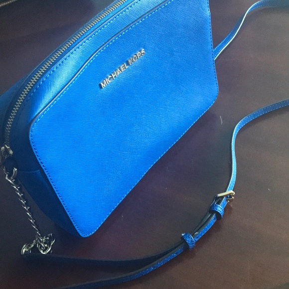 Michael Kors Leather Crossbody - Picture 5 of 7